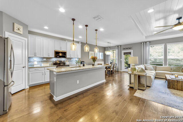 Image 4 of 26 For 610 Ridge Park