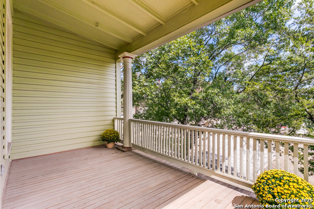 Image 24 of 30 For 305 Ashby W