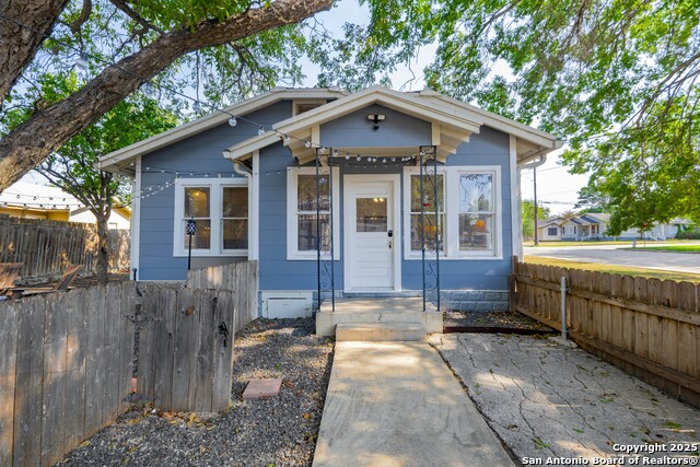 Image 24 of 33 For 190 Chestnut Ave S