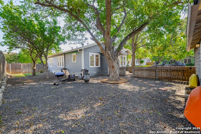 Image 27 of 33 For 190 Chestnut Ave S