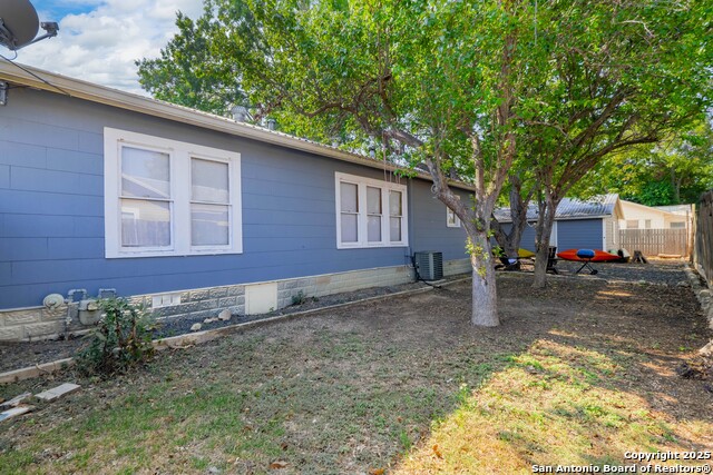 Image 29 of 33 For 190 Chestnut Ave S