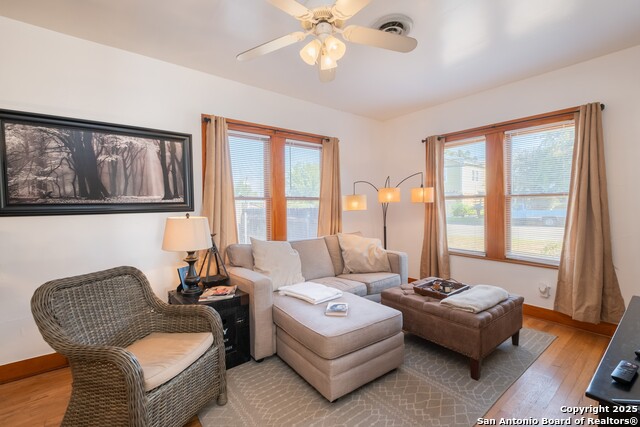 Image 6 of 33 For 190 Chestnut Ave S