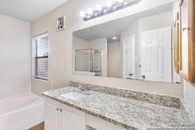 Image 17 of 26 For 7112 Beech Trail