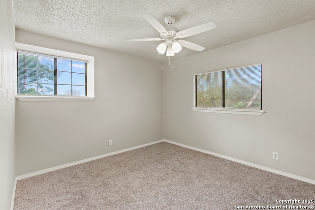 Image 21 of 26 For 7112 Beech Trail