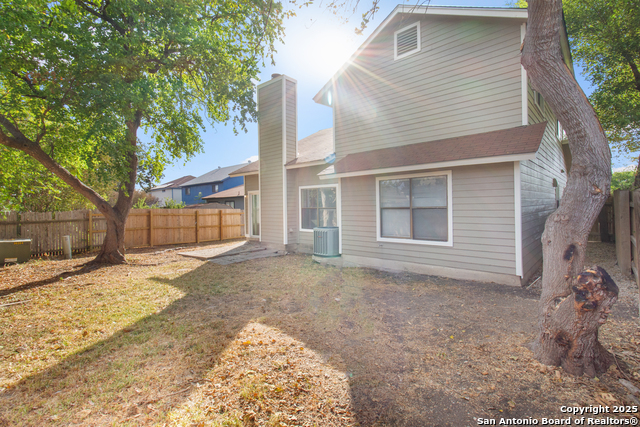 Image 24 of 26 For 7112 Beech Trail