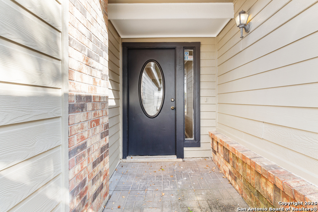 Image 3 of 26 For 7112 Beech Trail
