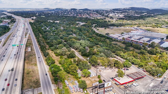 Listing photo id 32 for 19815 Shady Ln.,