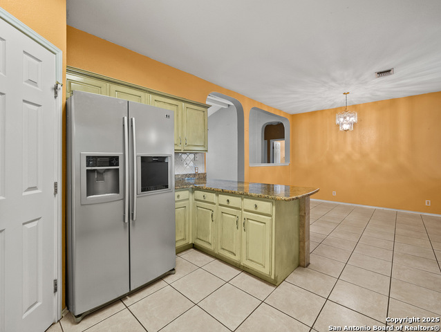 Listing photo id 13 for 6511 Ridge Place St