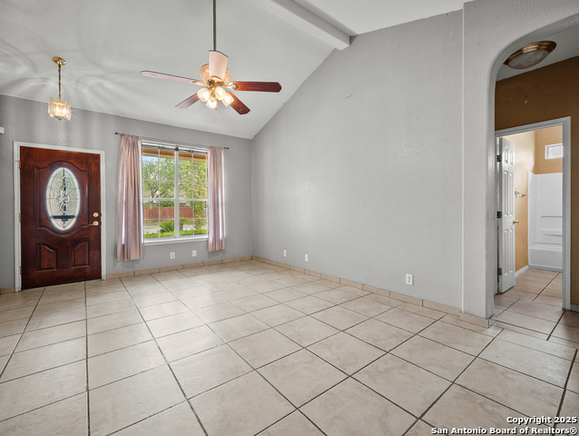 Listing photo id 3 for 6511 Ridge Place St