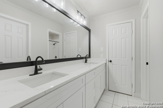 Image 18 of 28 For 8942 Port Side