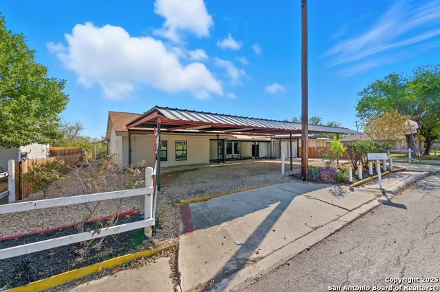 Image 2 of 28 For 8942 Port Side