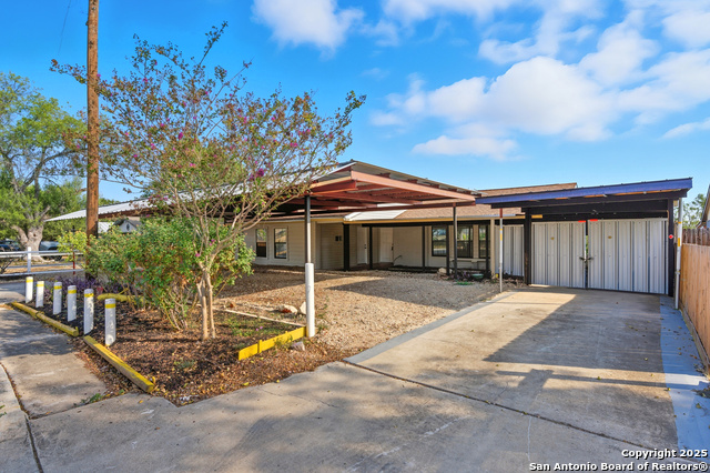 Image 3 of 28 For 8942 Port Side