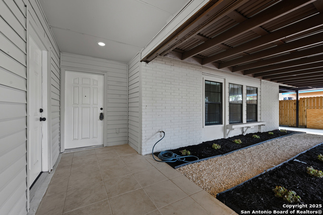 Image 5 of 28 For 8942 Port Side