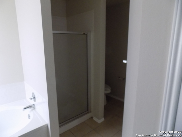 Image 11 of 43 For 3223 Tree Grove