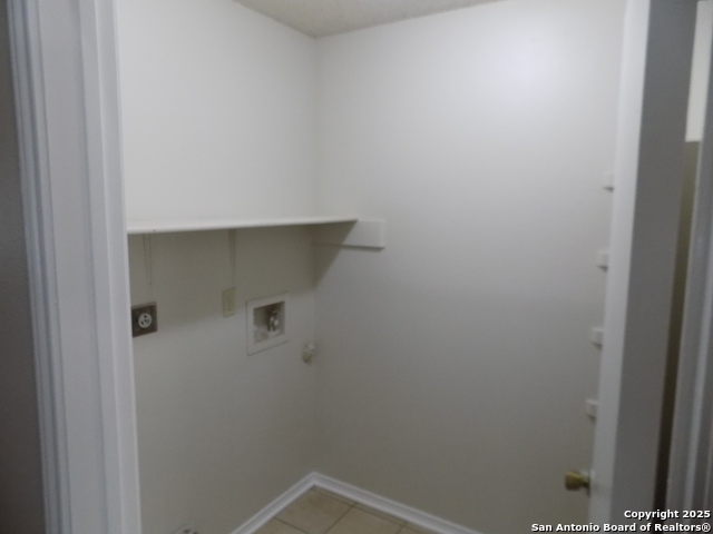 Image 19 of 43 For 3223 Tree Grove