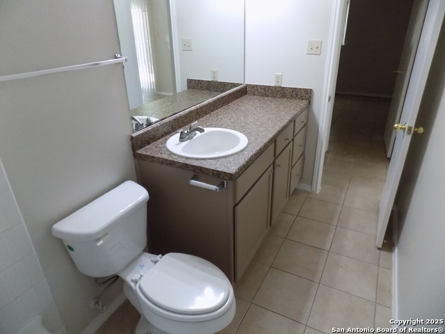 Image 28 of 43 For 3223 Tree Grove