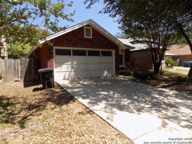 Image 3 of 43 For 3223 Tree Grove