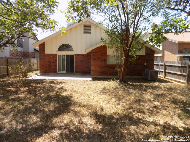 Image 30 of 43 For 3223 Tree Grove