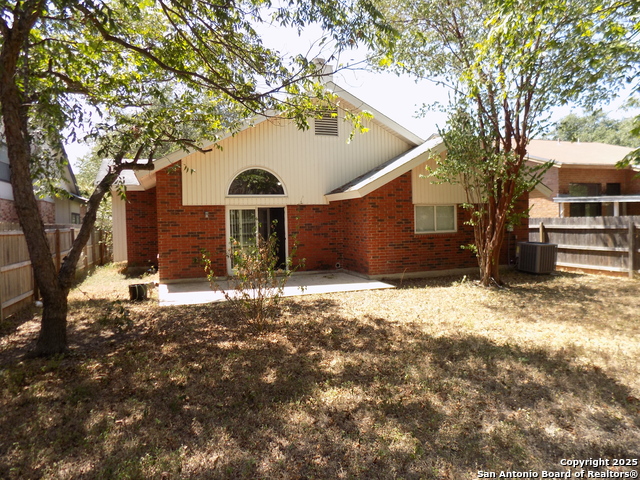 Image 31 of 43 For 3223 Tree Grove