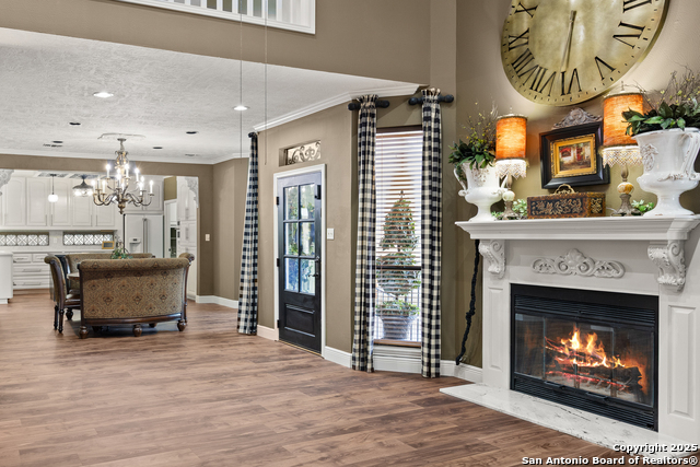Listing photo id 10 for 7822 Timber Top