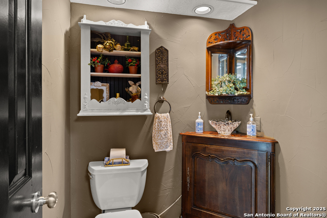 Listing photo id 18 for 7822 Timber Top