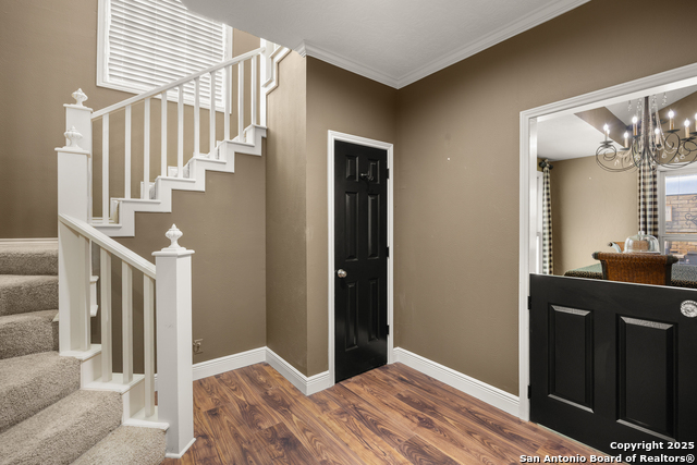 Listing photo id 28 for 7822 Timber Top