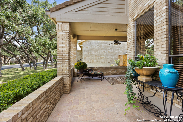 Listing photo id 2 for 7822 Timber Top