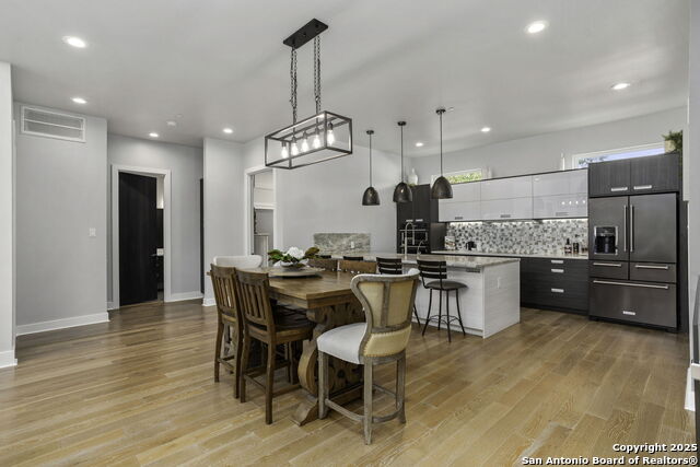 Listing photo id 20 for 326 Clay 102
