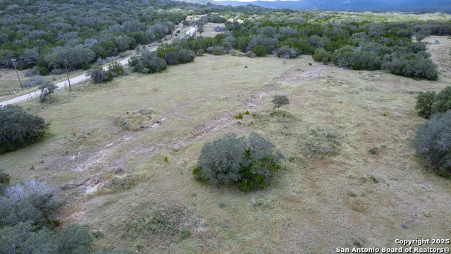 Listing photo id 32 for 2554 Cr 380  