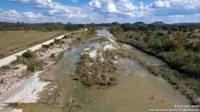 Listing photo id 46 for 2554 Cr 380  