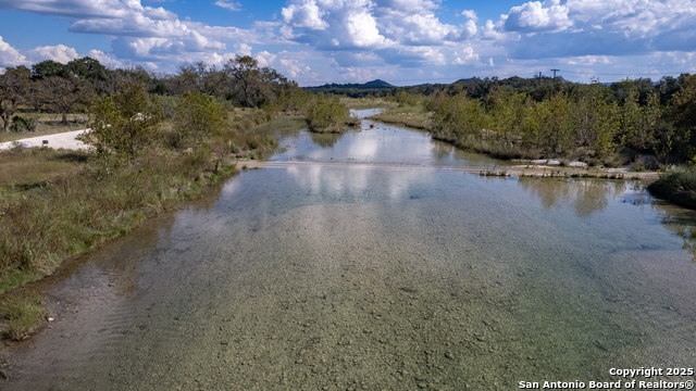 Listing photo id 49 for 2554 Cr 380  