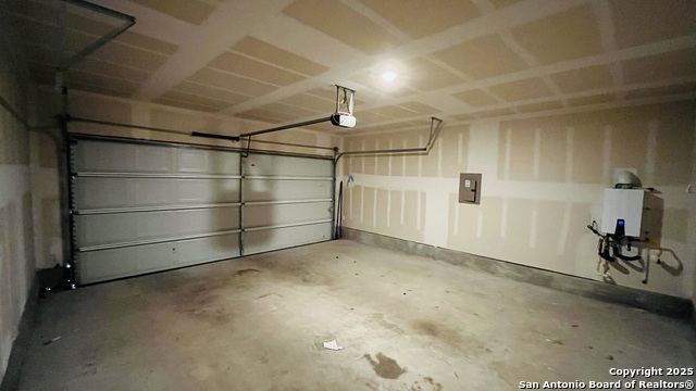 Image 20 of 23 For 8547 Western Tanager