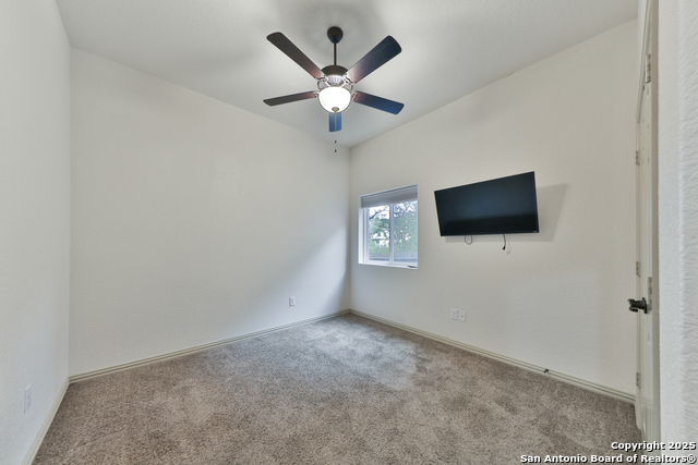 Image 18 of 52 For 10811 Newcroft