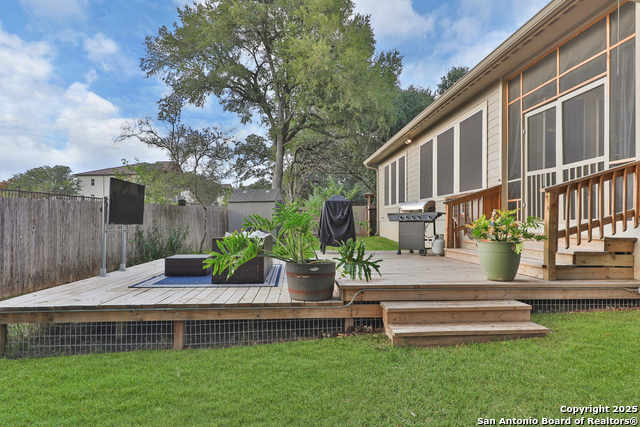 Image 42 of 52 For 10811 Newcroft