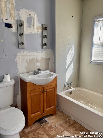 Image 5 of 12 For 732 Mesquite E