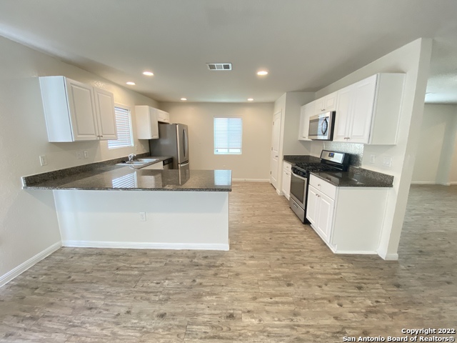 Image 6 of 21 For 10531 Legacy Cove