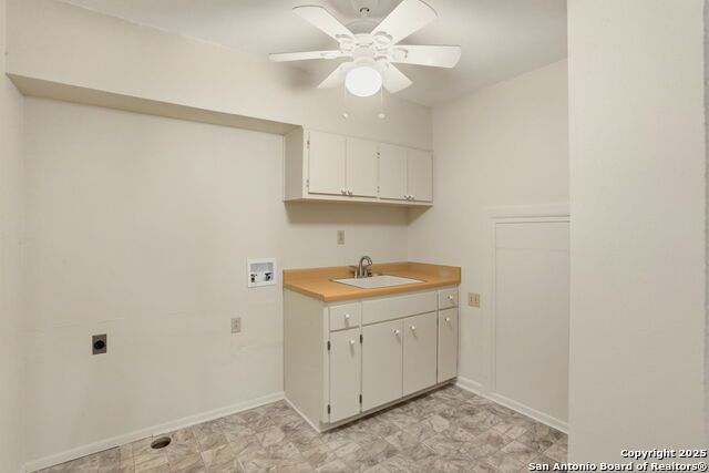 Listing photo id 15 for 31822 High Ridge Dr.