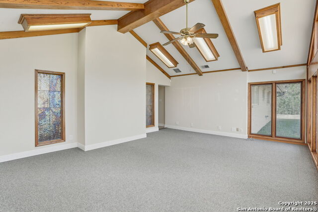 Listing photo id 17 for 31822 High Ridge Dr.