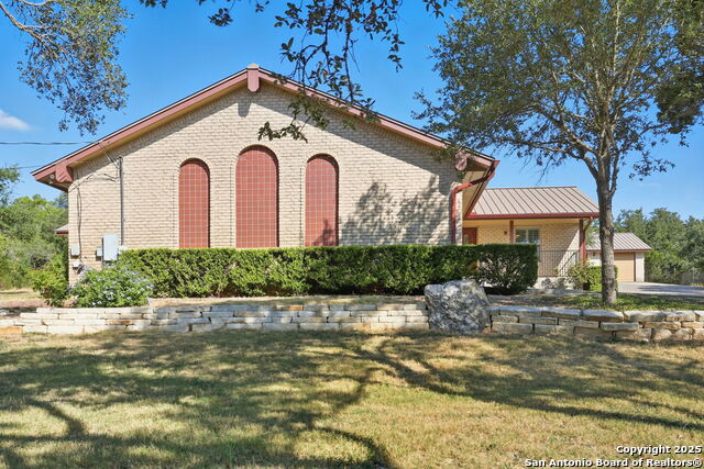 Listing photo id 1 for 31822 High Ridge Dr.