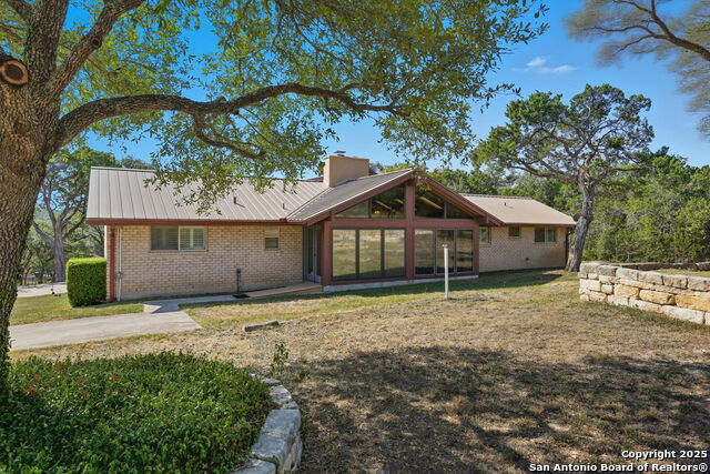 Listing photo id 31 for 31822 High Ridge Dr.