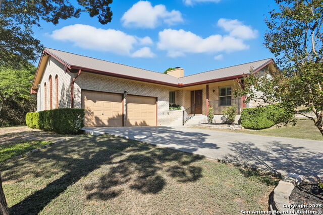 Listing photo id 3 for 31822 High Ridge Dr.