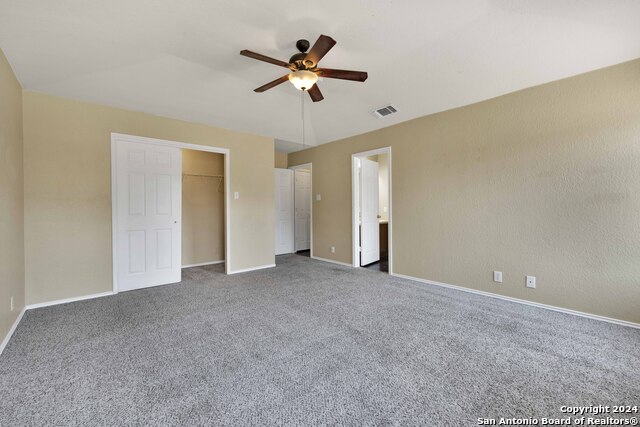 Listing photo id 14 for 6019 Old Corral