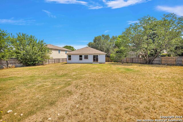 Listing photo id 17 for 6019 Old Corral