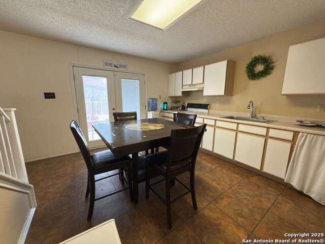 Image 10 of 31 For 6643 Beech Trail