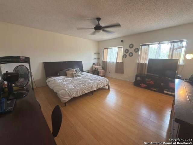 Image 21 of 31 For 6643 Beech Trail