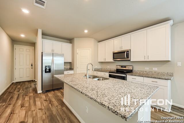 Image 5 of 21 For 5814 Nyla Way