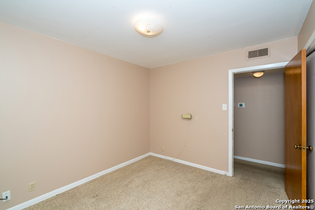 Image 23 of 41 For 8815 Sagebrush