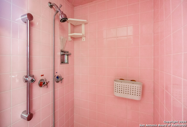 Image 30 of 41 For 8815 Sagebrush