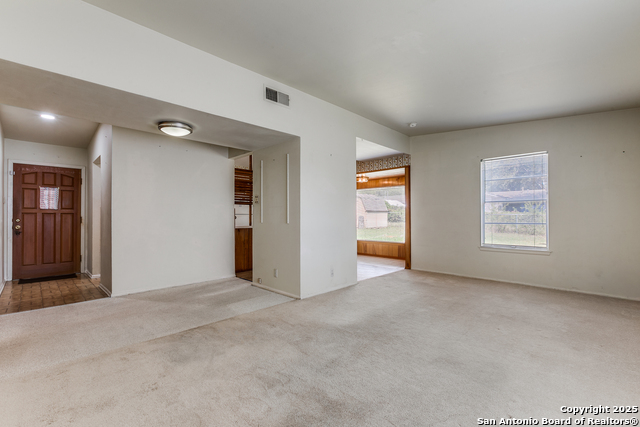 Image 15 of 25 For 1015 Mount Serolod