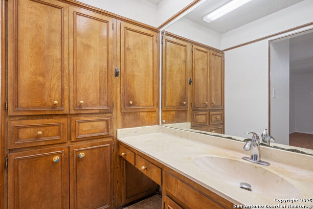 Image 17 of 25 For 11613 Whisper Valley